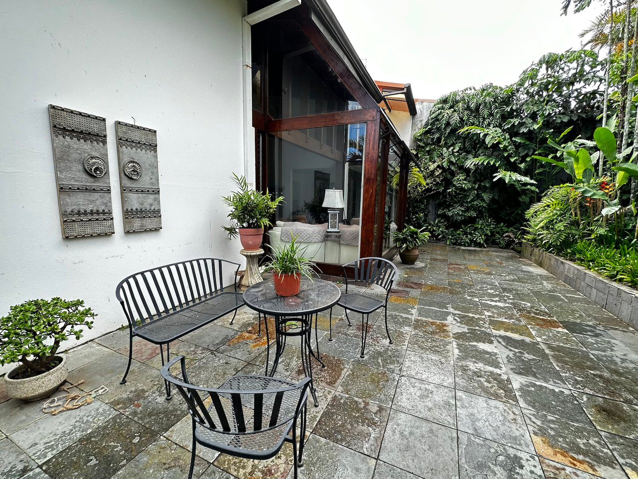Artisan Colonial Family Home, Curridabat, San Jose