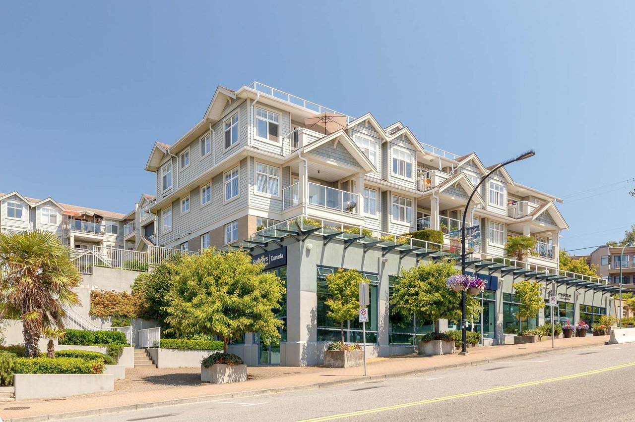 110-15621 Marine Dr