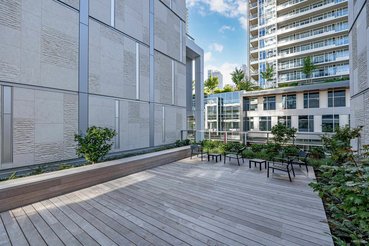 1101-6000 Mckay Avenue, Burnaby