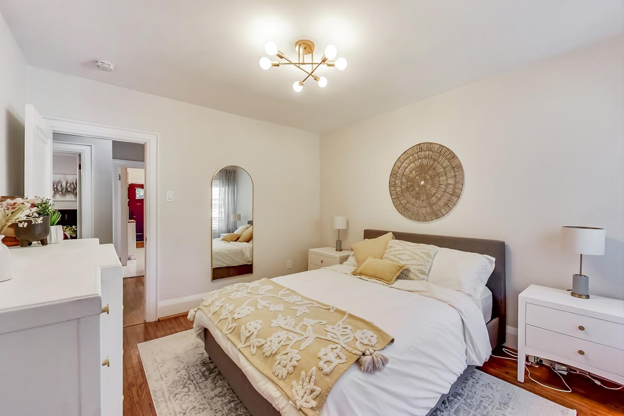 14 Armadale Avenue in Swansea Bloor West