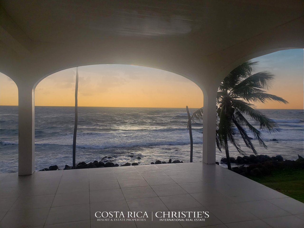 Corn Island Beachfront Oasis