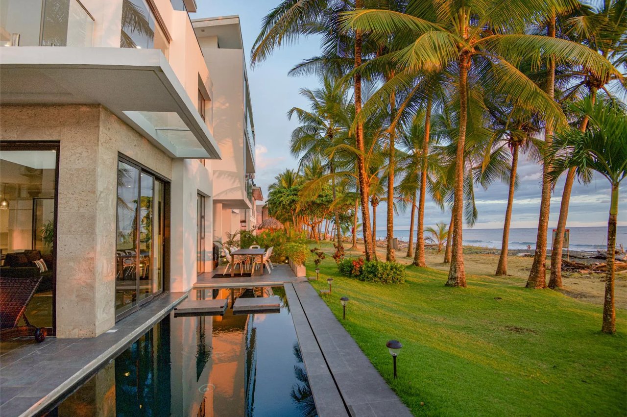 Titled Beachfront Luxury Estate, Jaco, Puntarenas