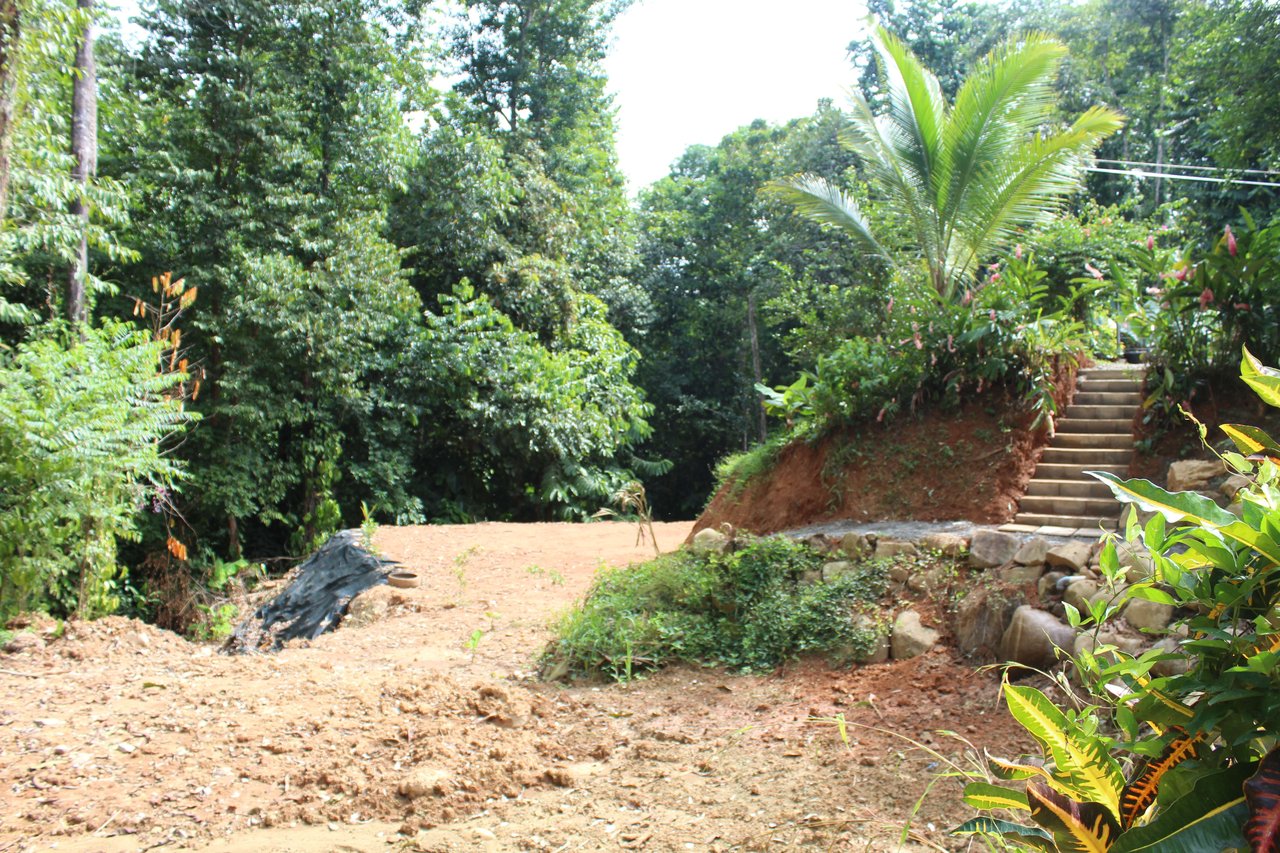 Spacious 2 Bedroom Minutes to the Beach