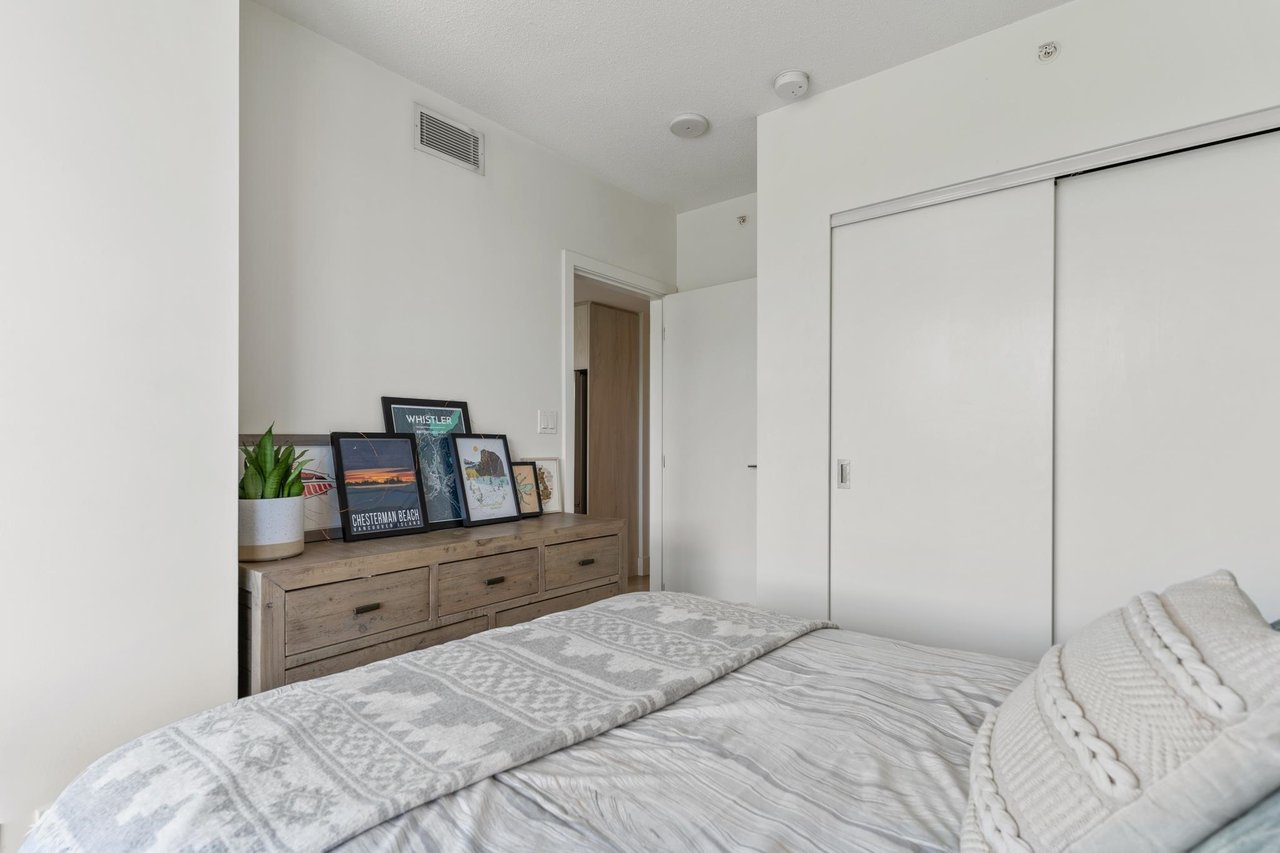 1608-680 Seylynn Cres