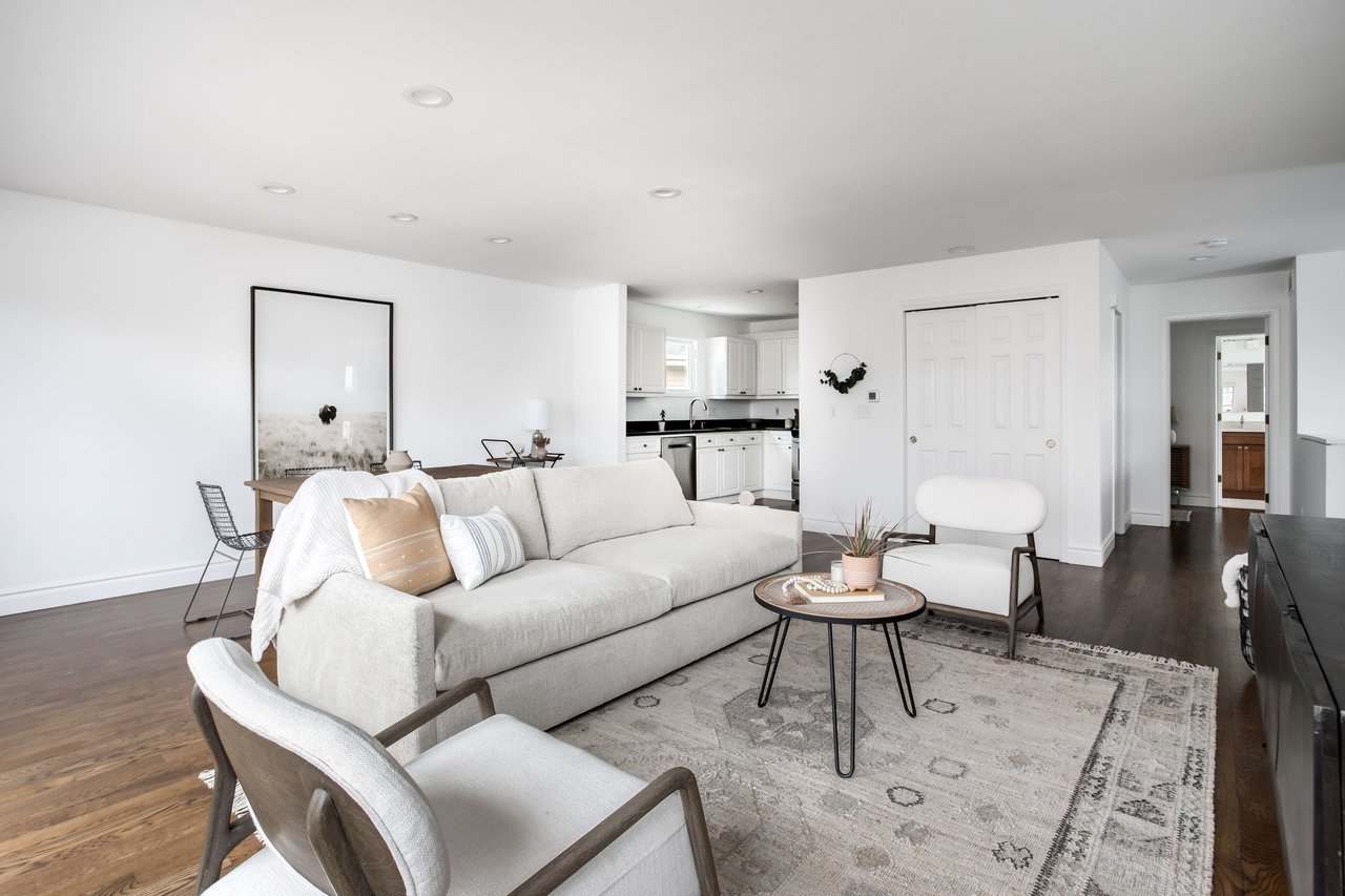 155 S Jackson Street Unit: D