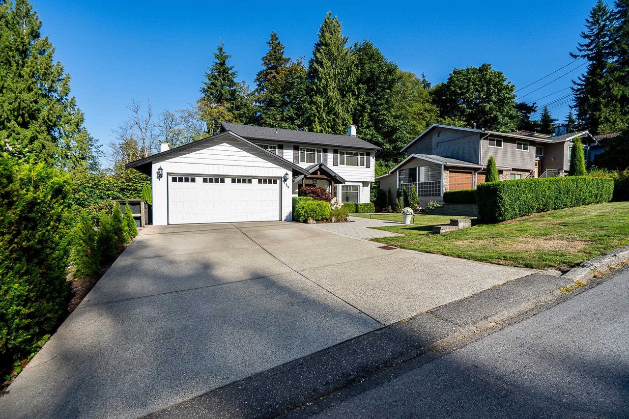 949 Fresno Pl