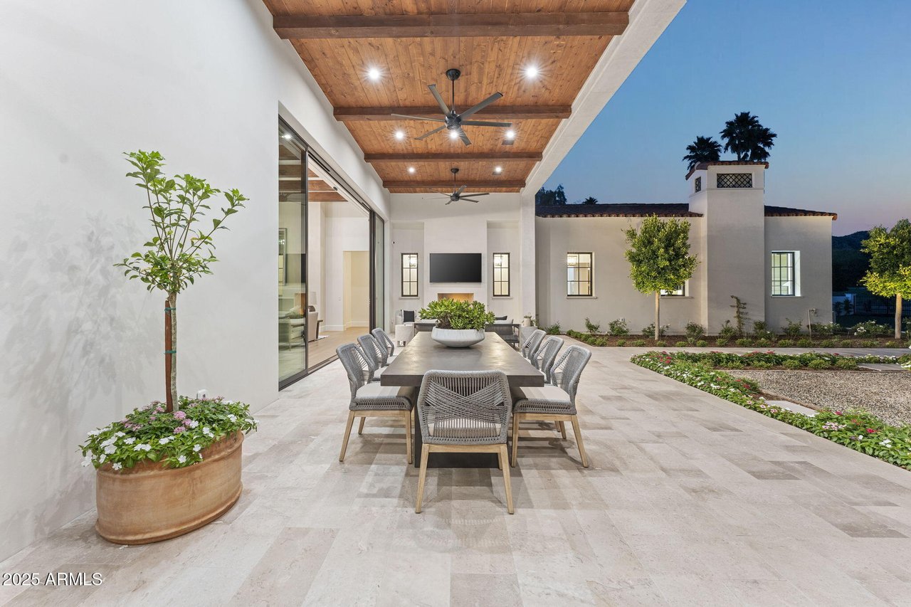 7501 N Eucalyptus Dr