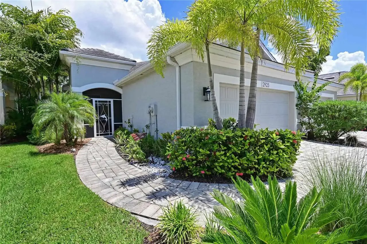 🍁🏡UNDER CONTRACT🏡🍁@2925 TRUSTEE AVE, SARASOTA, FL 34243