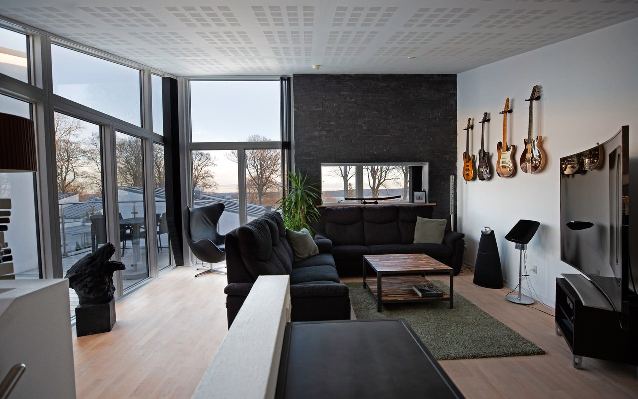 Are People Actually Buying and Selling Homes During Shelter in Place?