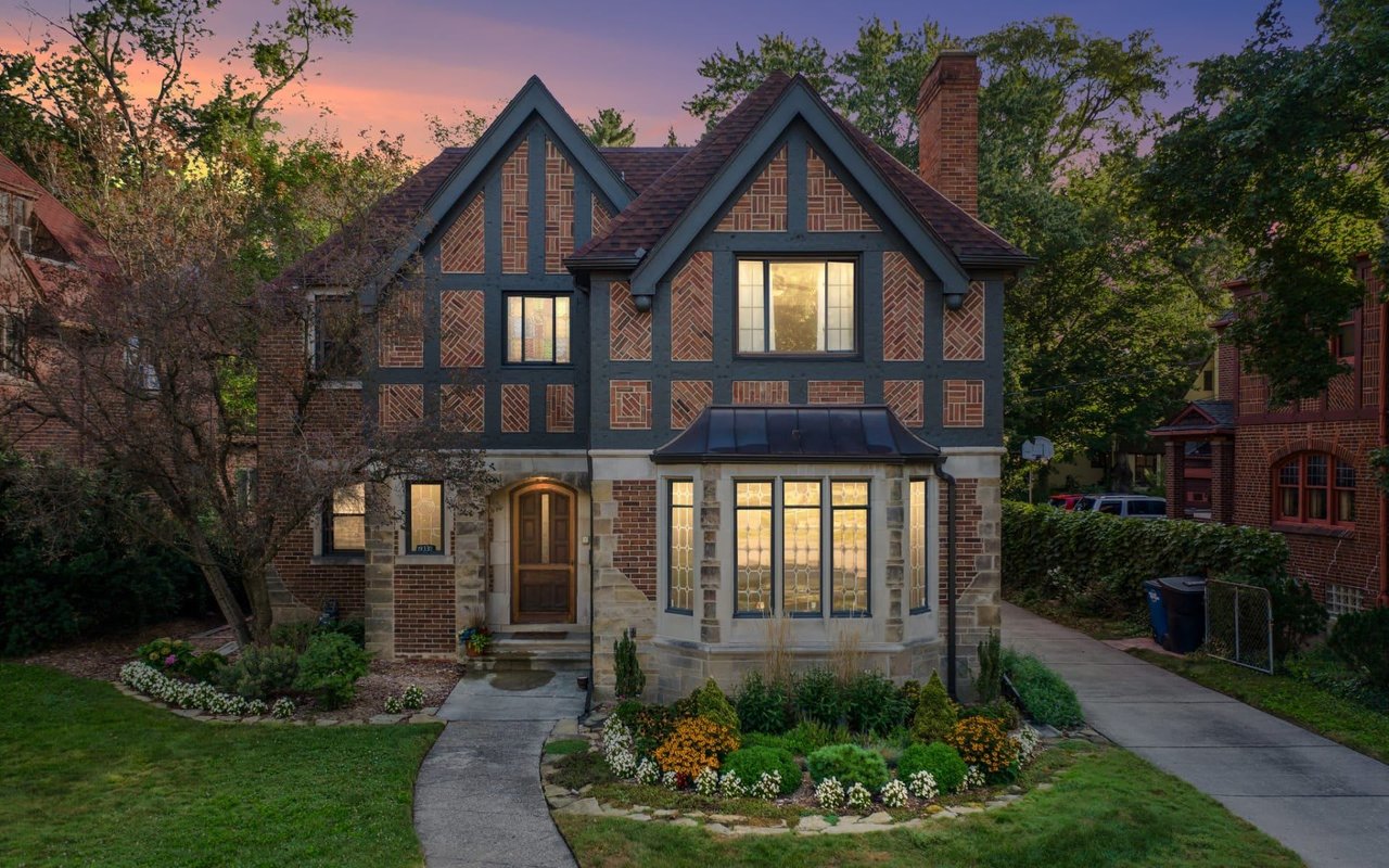 5 Historic Architecture Styles You’ll Find in Sherwood Forest