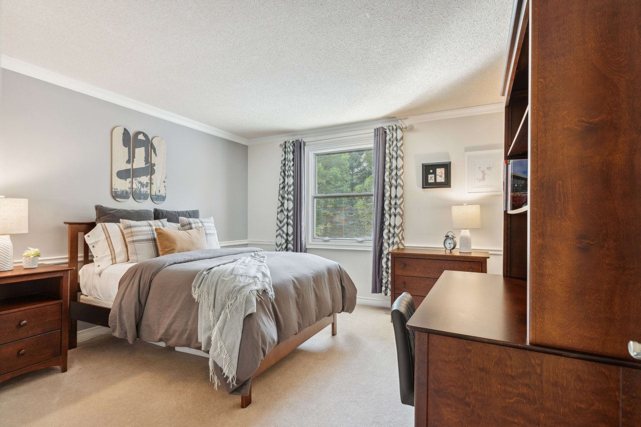 Elegant Living in Glen Abbey