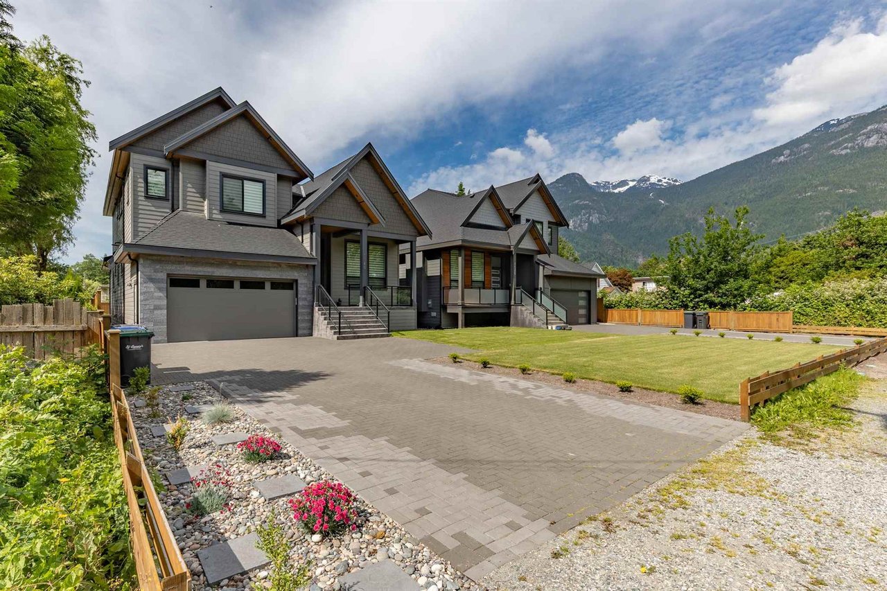 1140 Wilson Cres