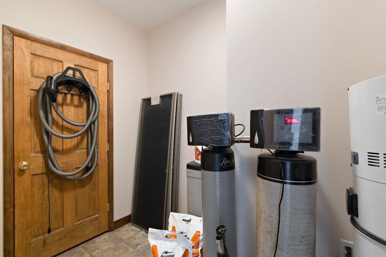 17428 James River Drive