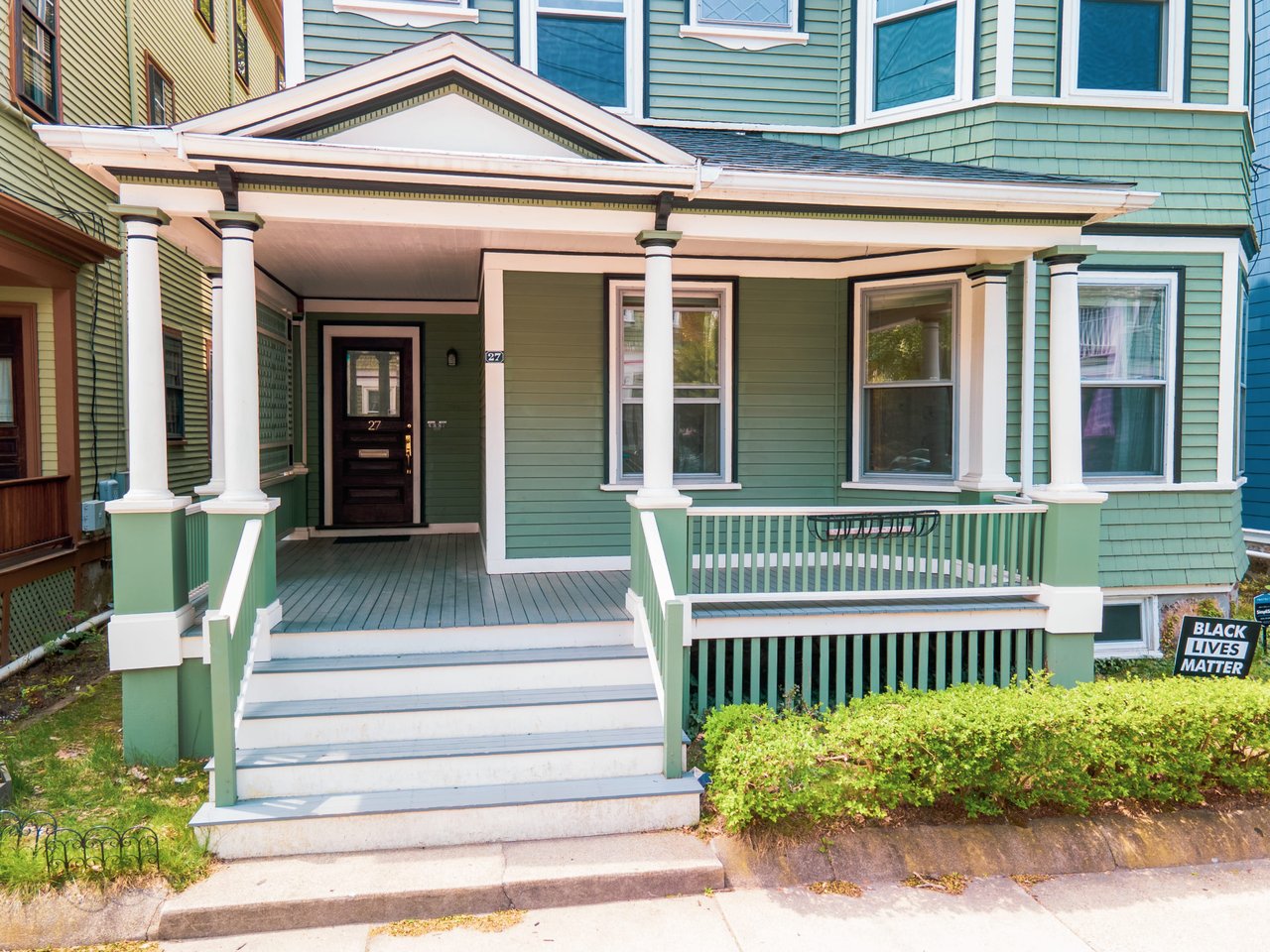 27 Paul Gore St. Unit: 1