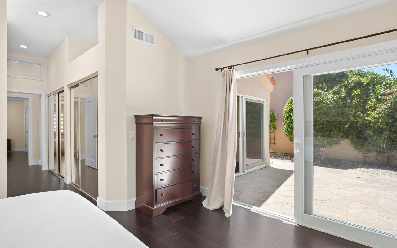 65 Shearwater Pl