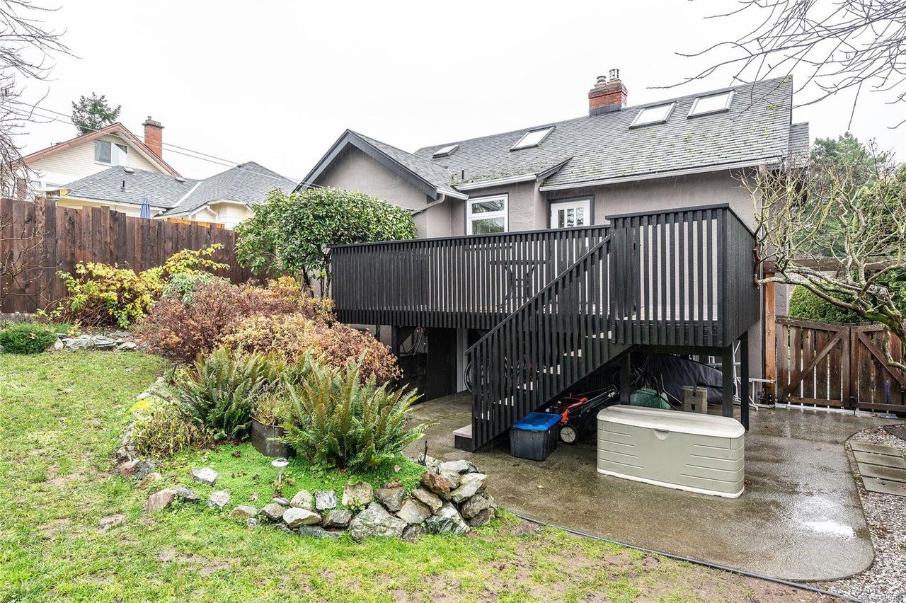 2836 Heath Dr