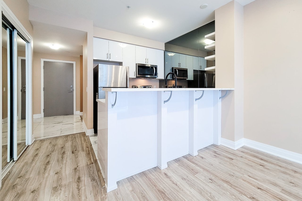 16 Concord Pl Unit: 447