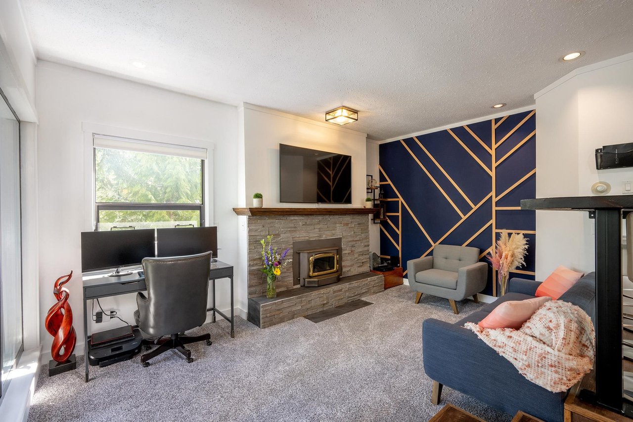 E201-1400 Alta Lake Rd