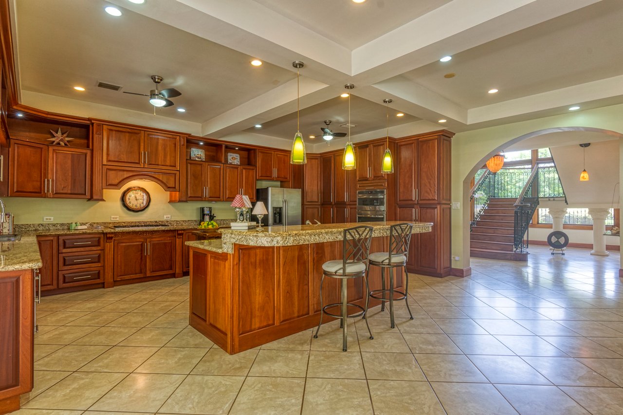 Waterfall Estate with Creek, Dominical, Puntarenas