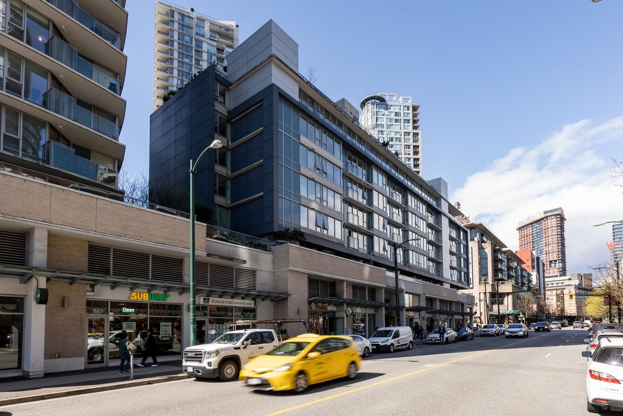 702-633 Abbott Street, Vancouver