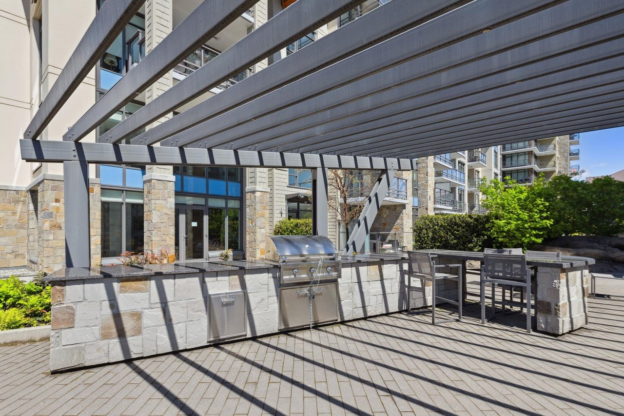 304-2780 Valley Centre Ave
