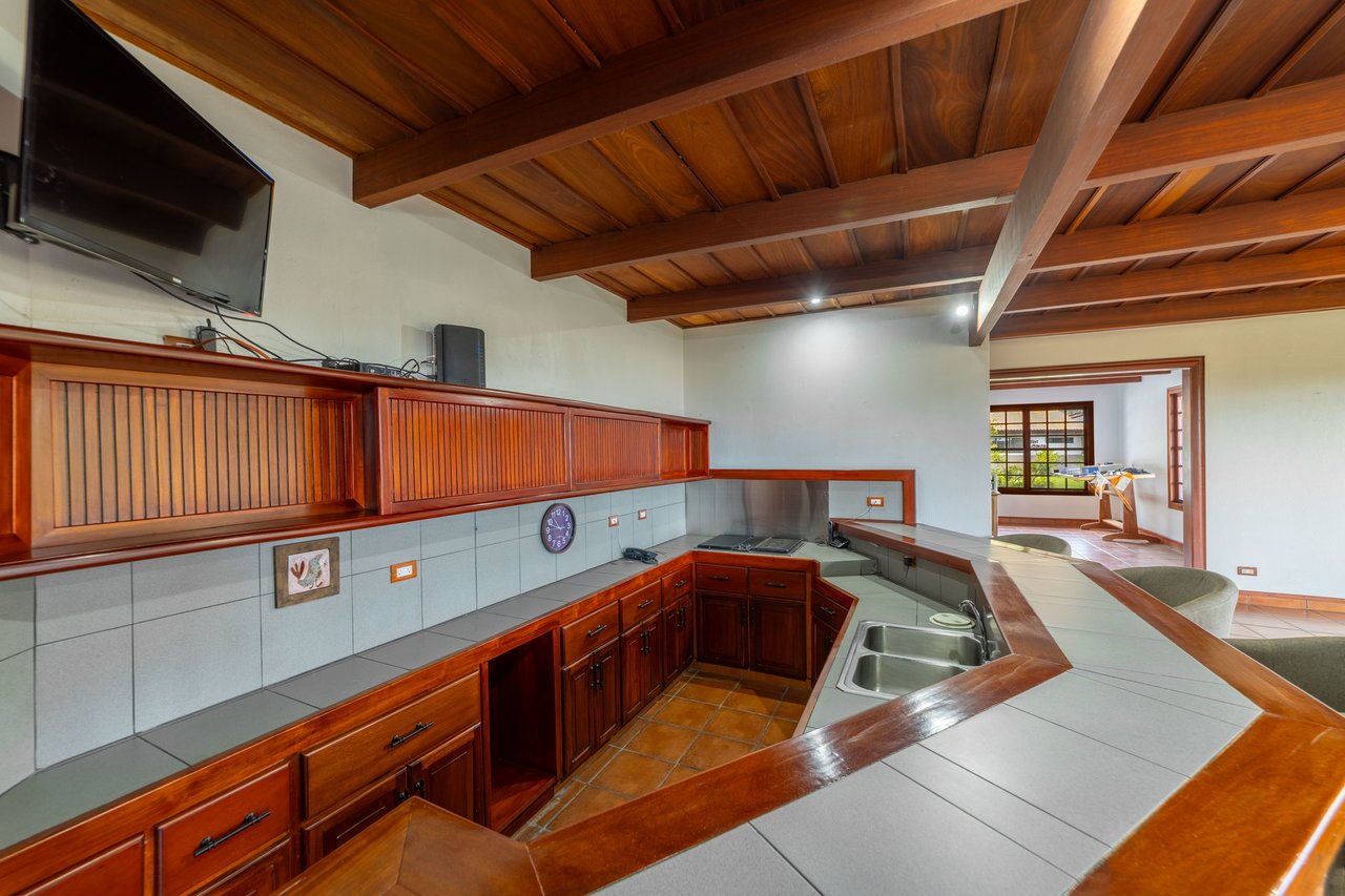 Private Gated Guest House Estate, Escazu, San Jose