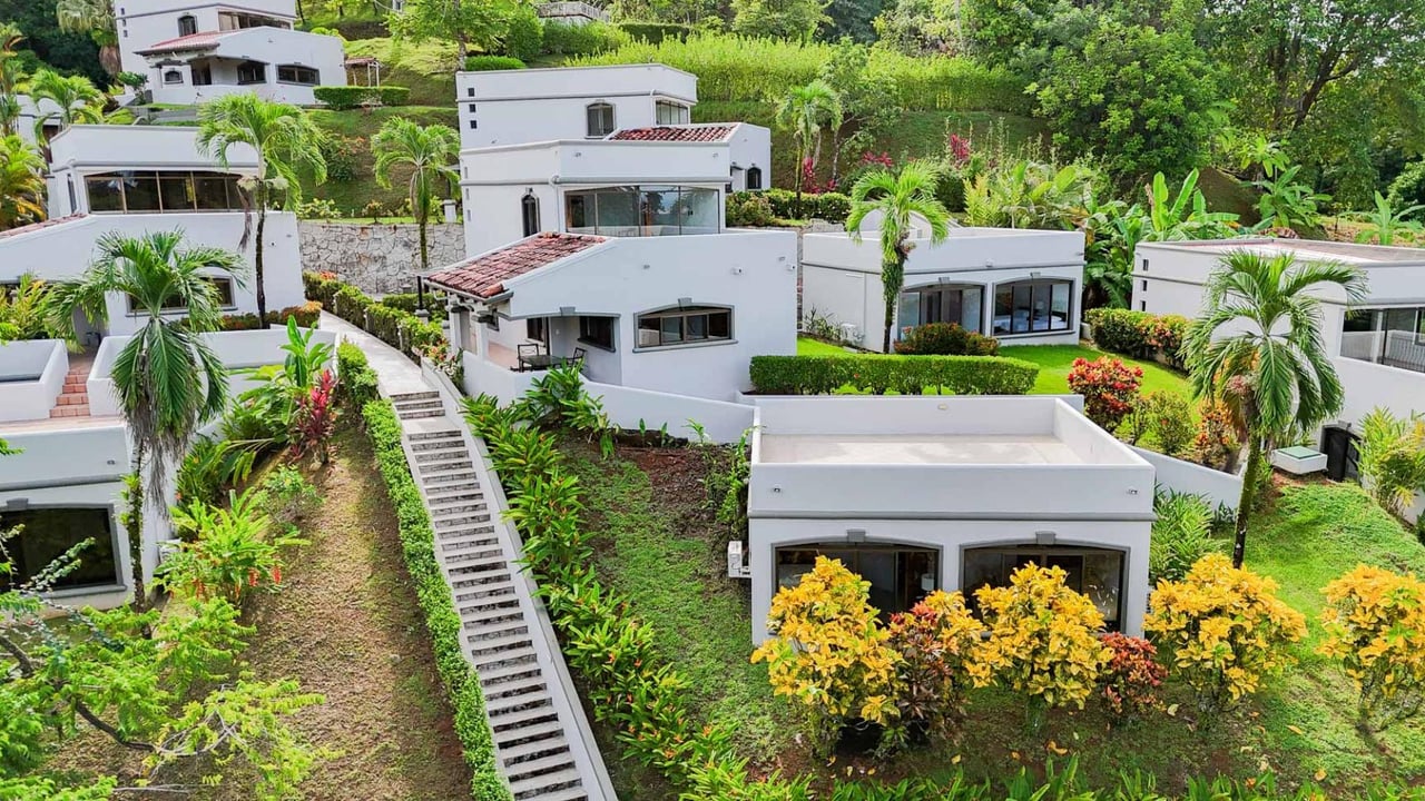 Secure Gated Villa Community, Ojochal, Puntarenas