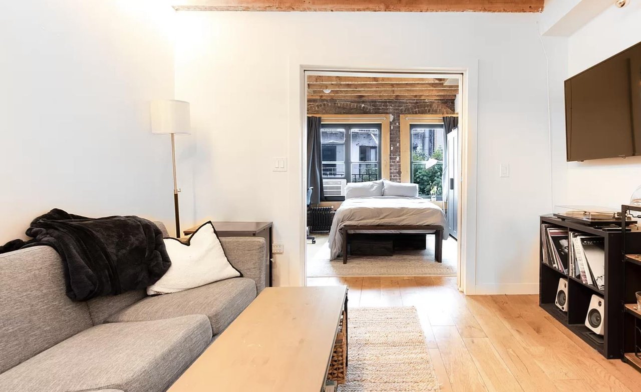 42 Horatio Street, Apt 16