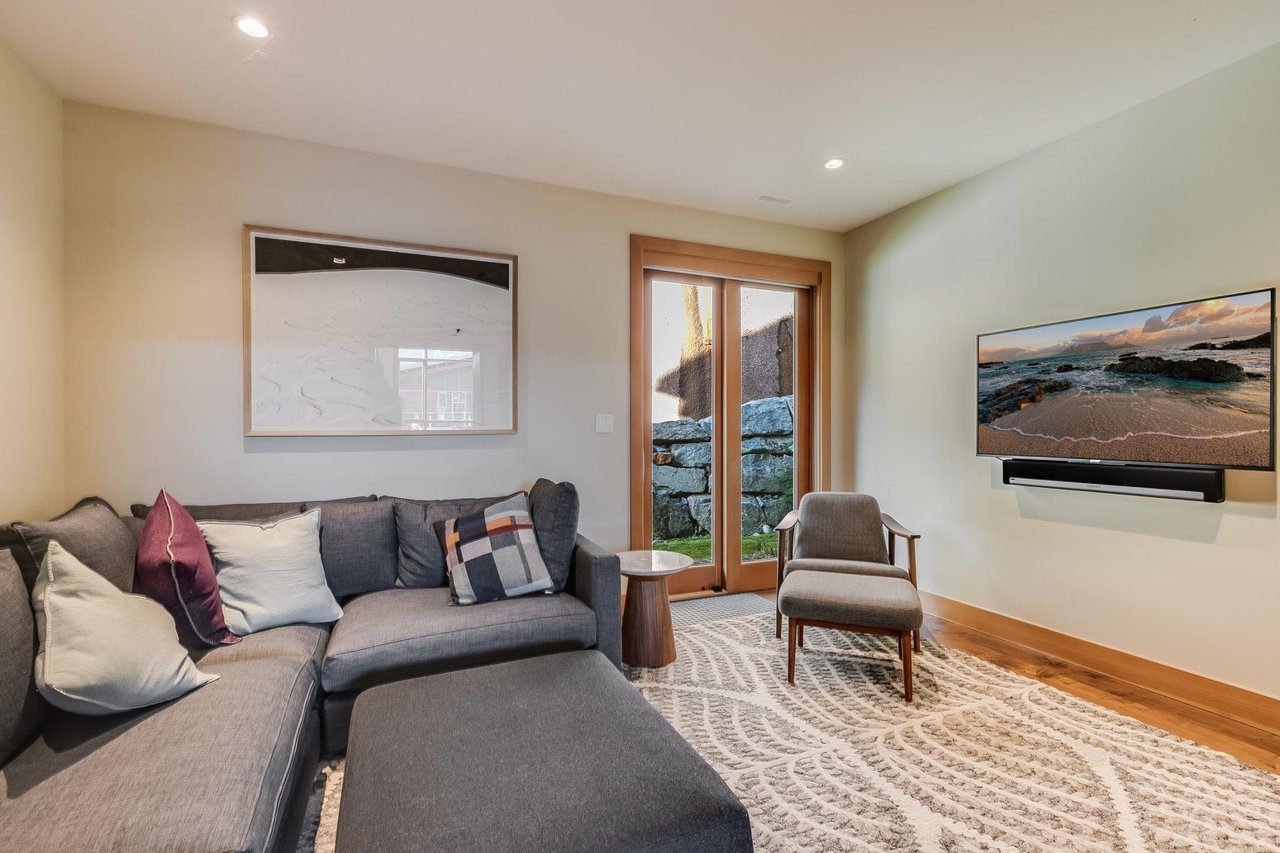 34-8400 Ashleigh Mcivor Dr