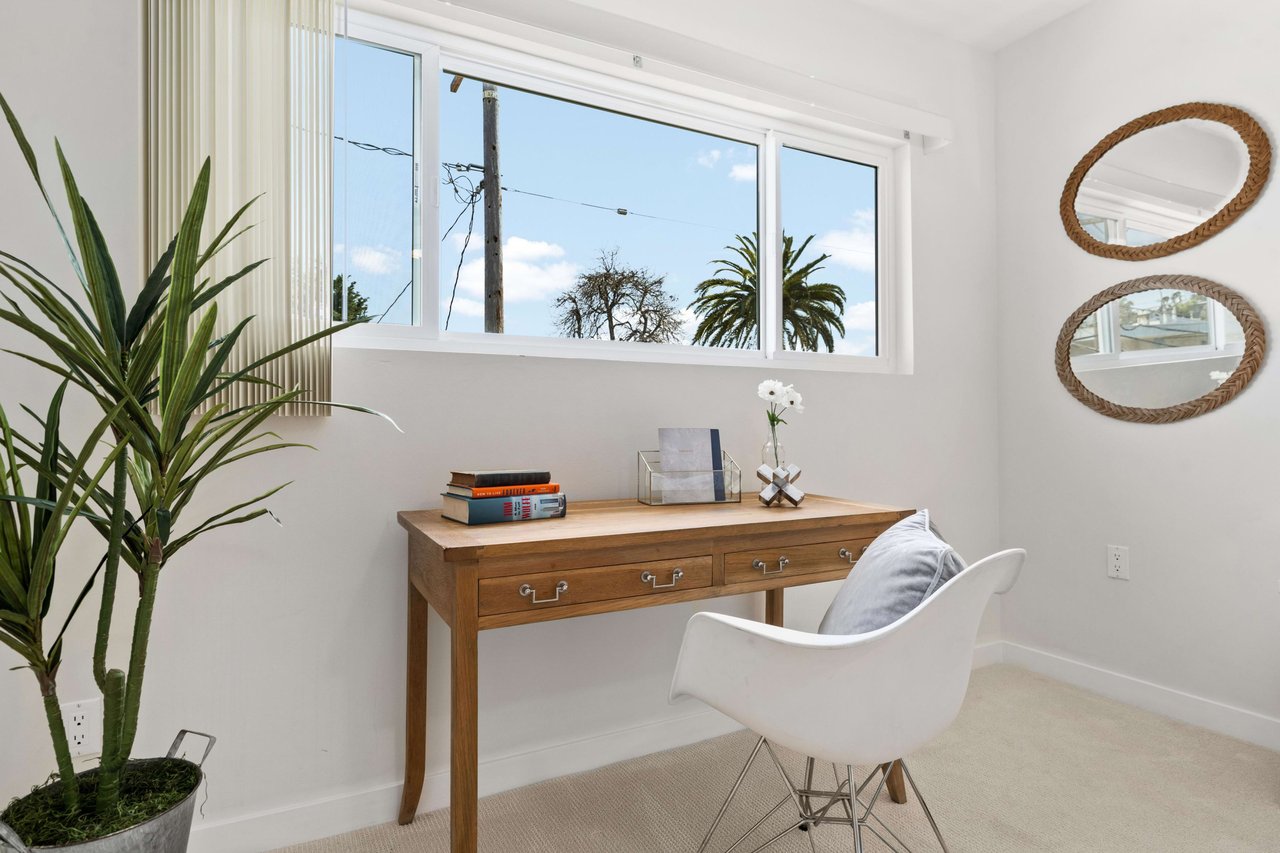428 Hill Street #22, Ocean Park