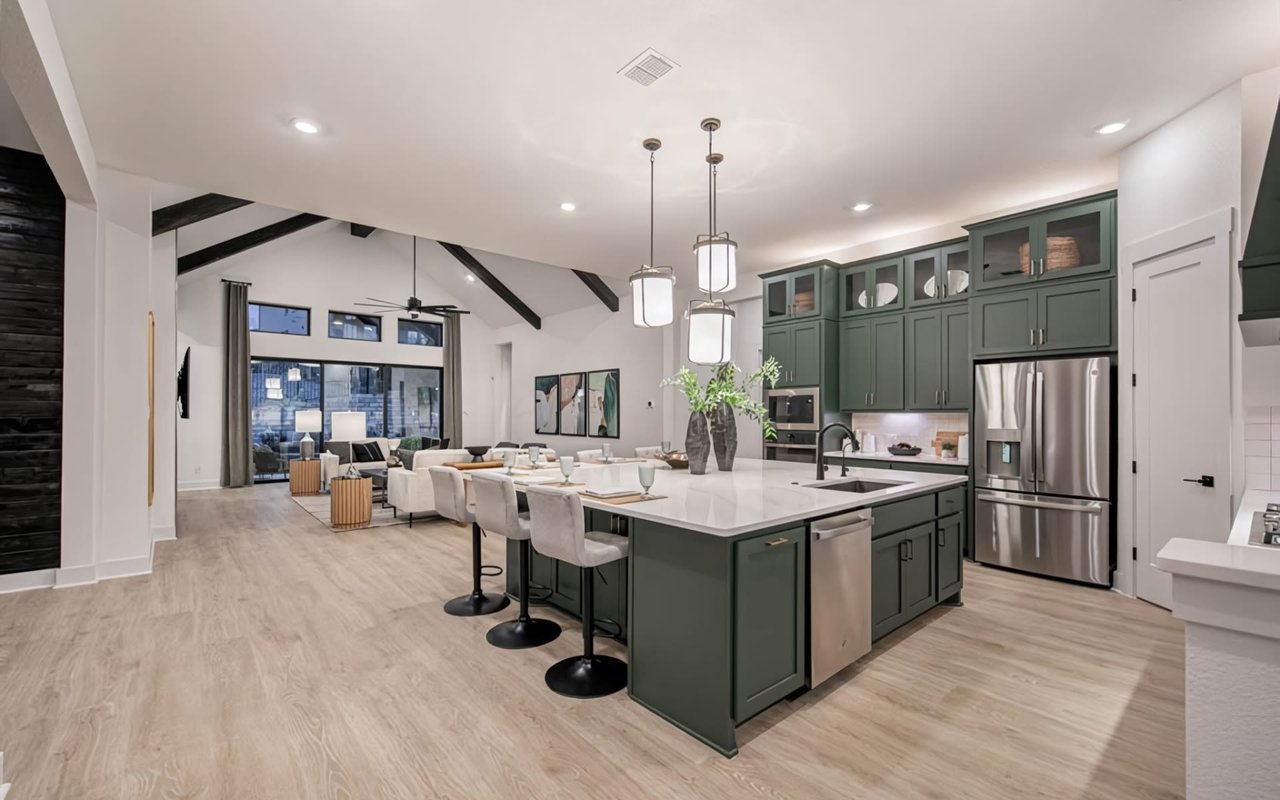 How to Buy a Luxury Home