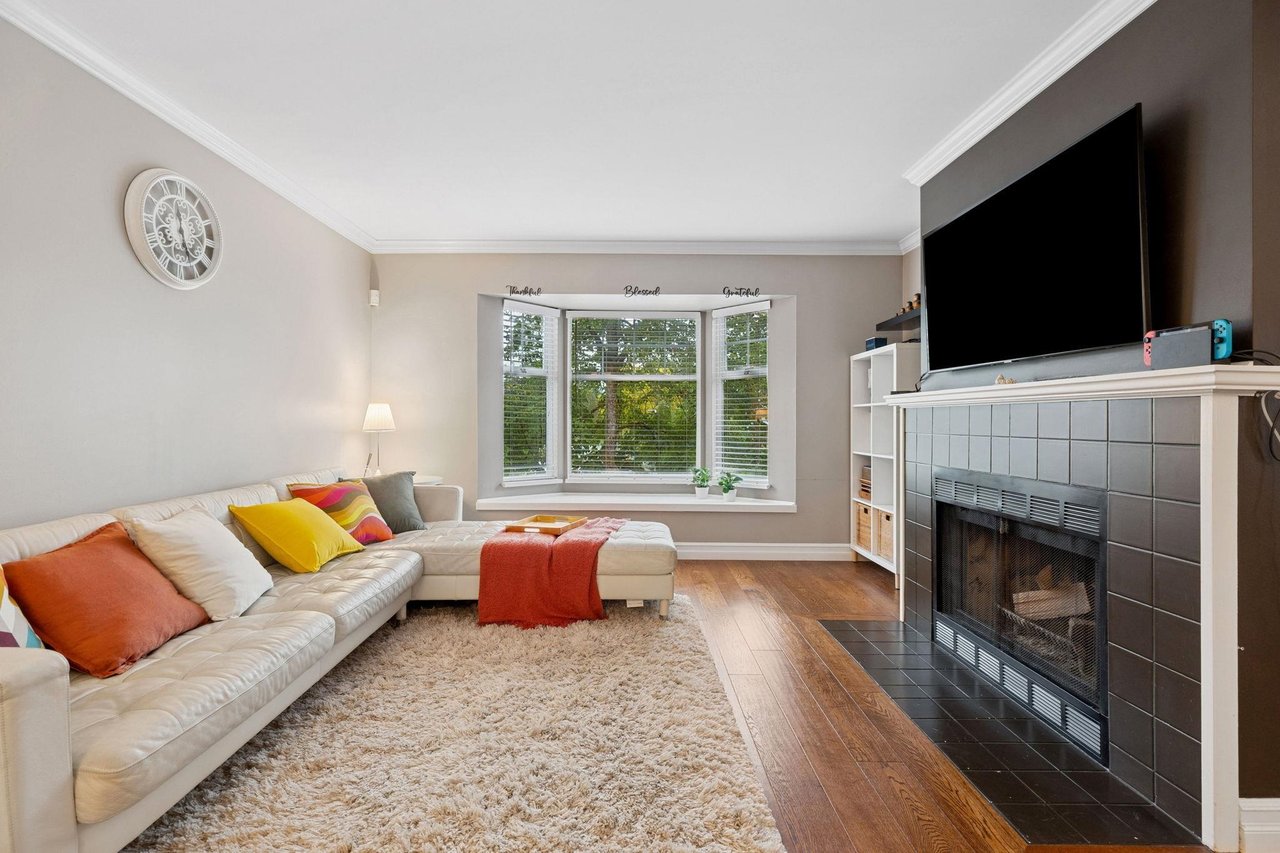 39-1140 Falcon Dr