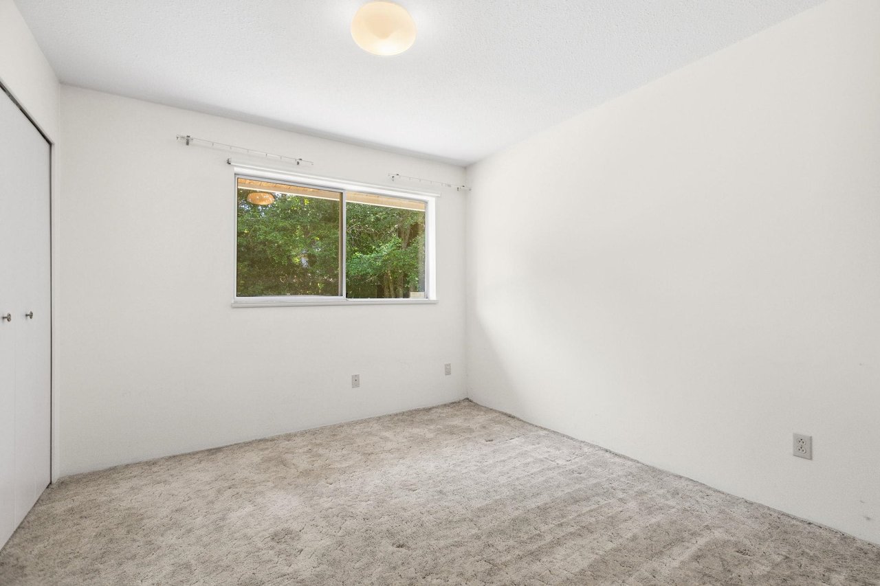 14324 25 Ave