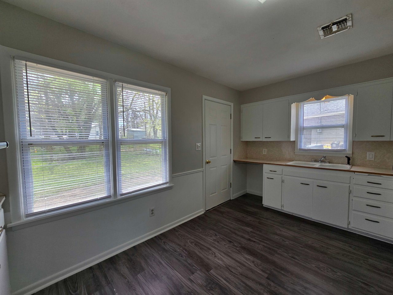 518 W Park 