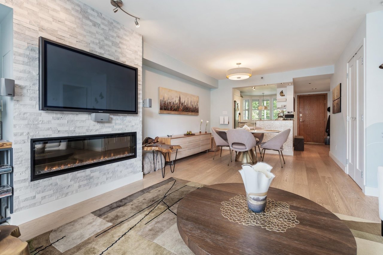 515-888 Beach Ave