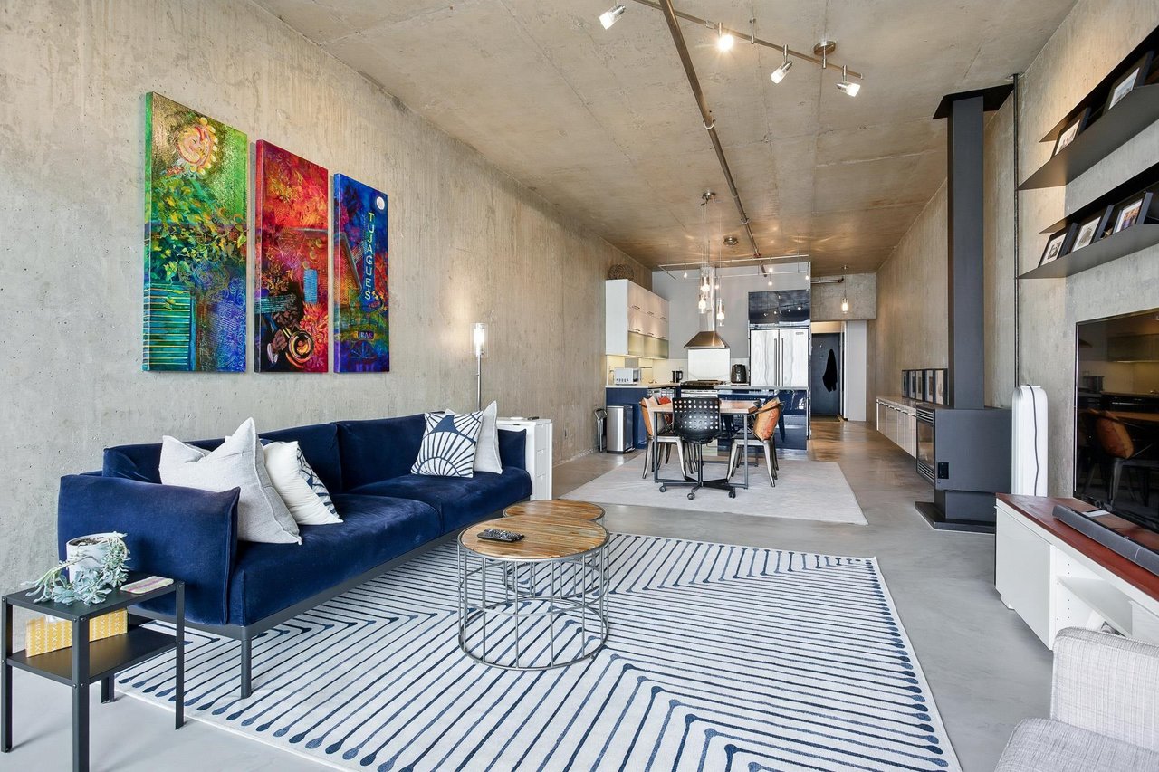 303-128 W 6th Ave