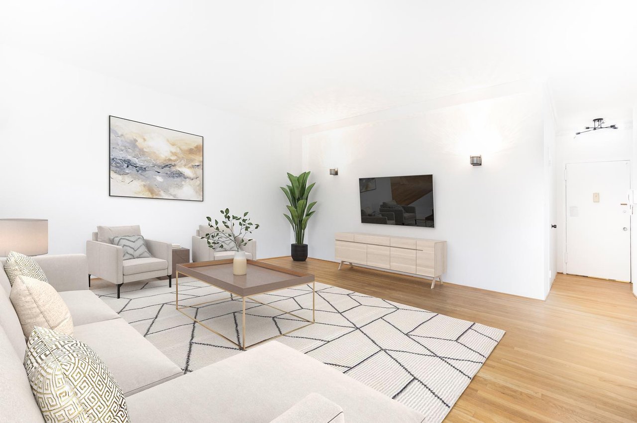 90 La Salle Street, Apt 4-D