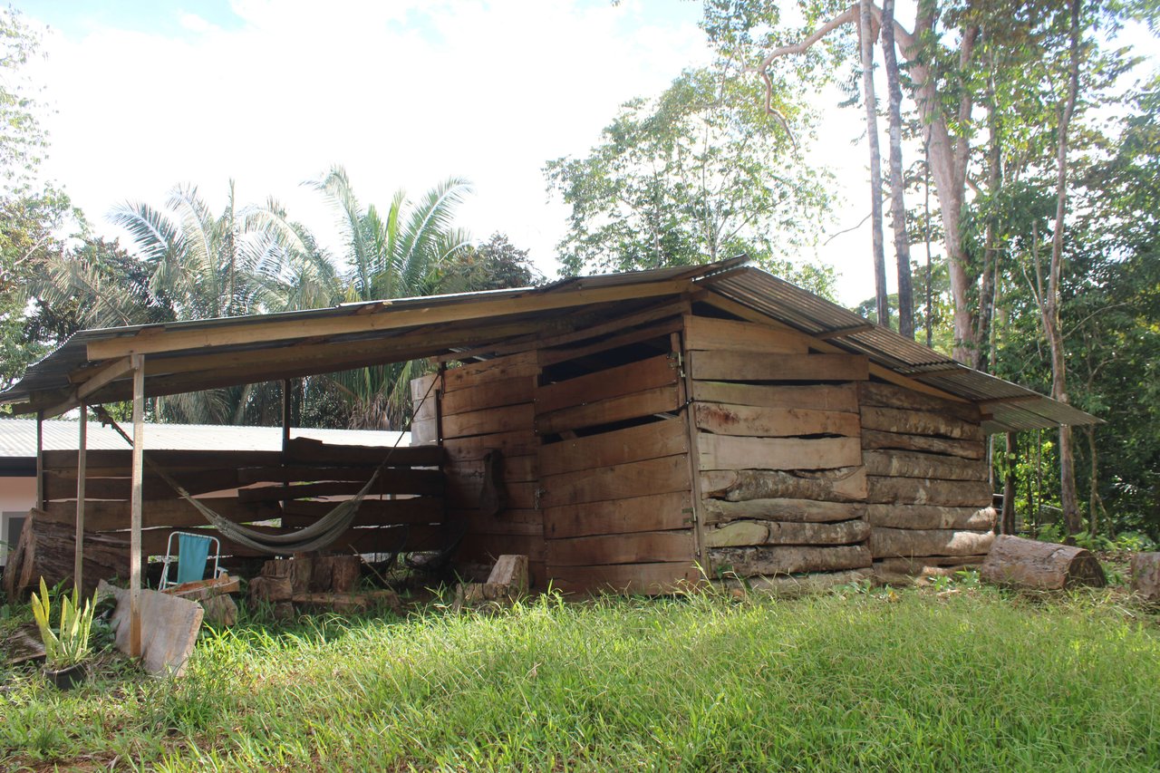 River Frontage Lot close to Uvita