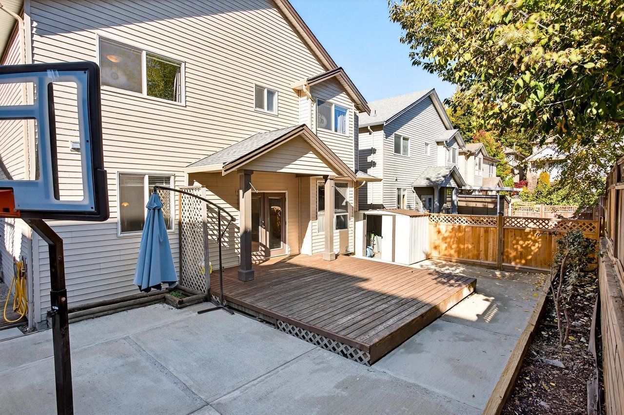 1118-11497 236 St