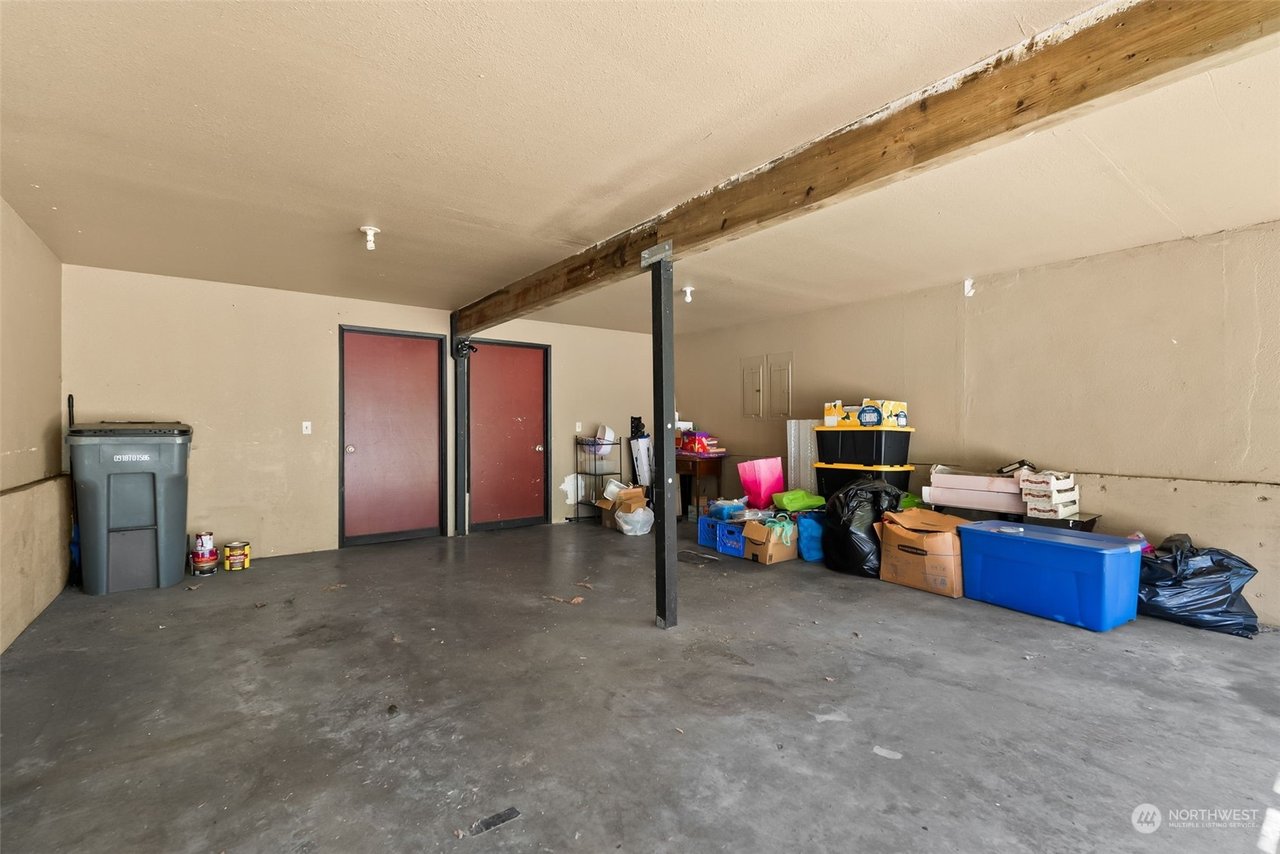 3253 SE Goldmaur Ct