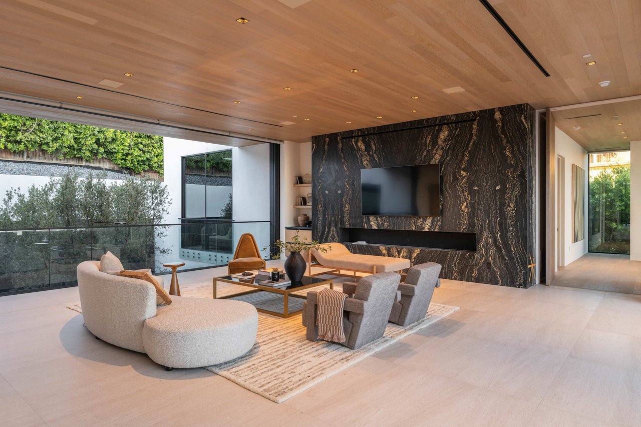 1800 Marcheeta Place