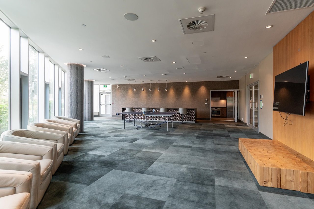 1501-1550 Fern St