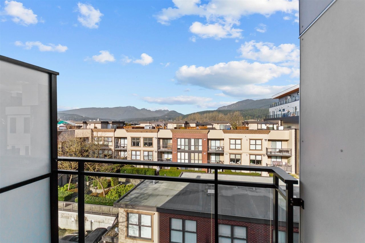 322-95 Moody Street, Port Moody