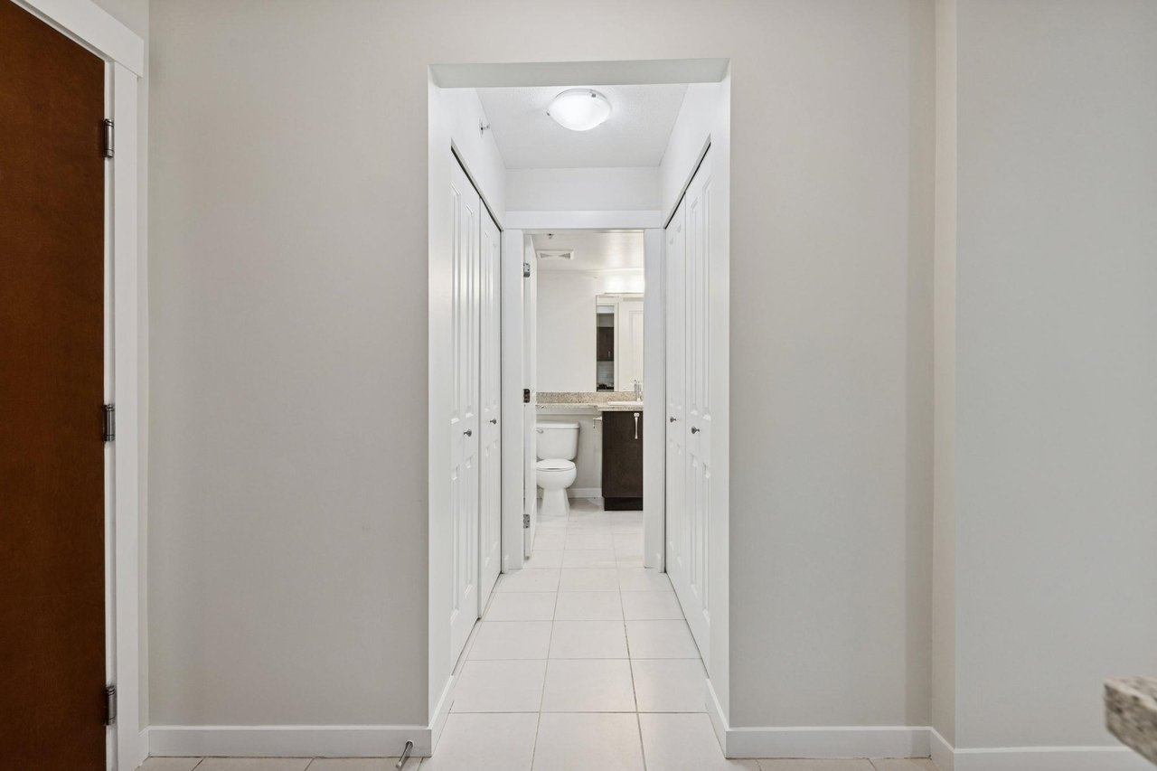 101-9288 Odlin Rd