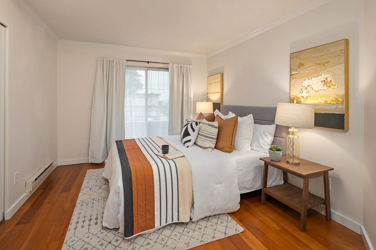 Turn-Key Beacon Hill Condo