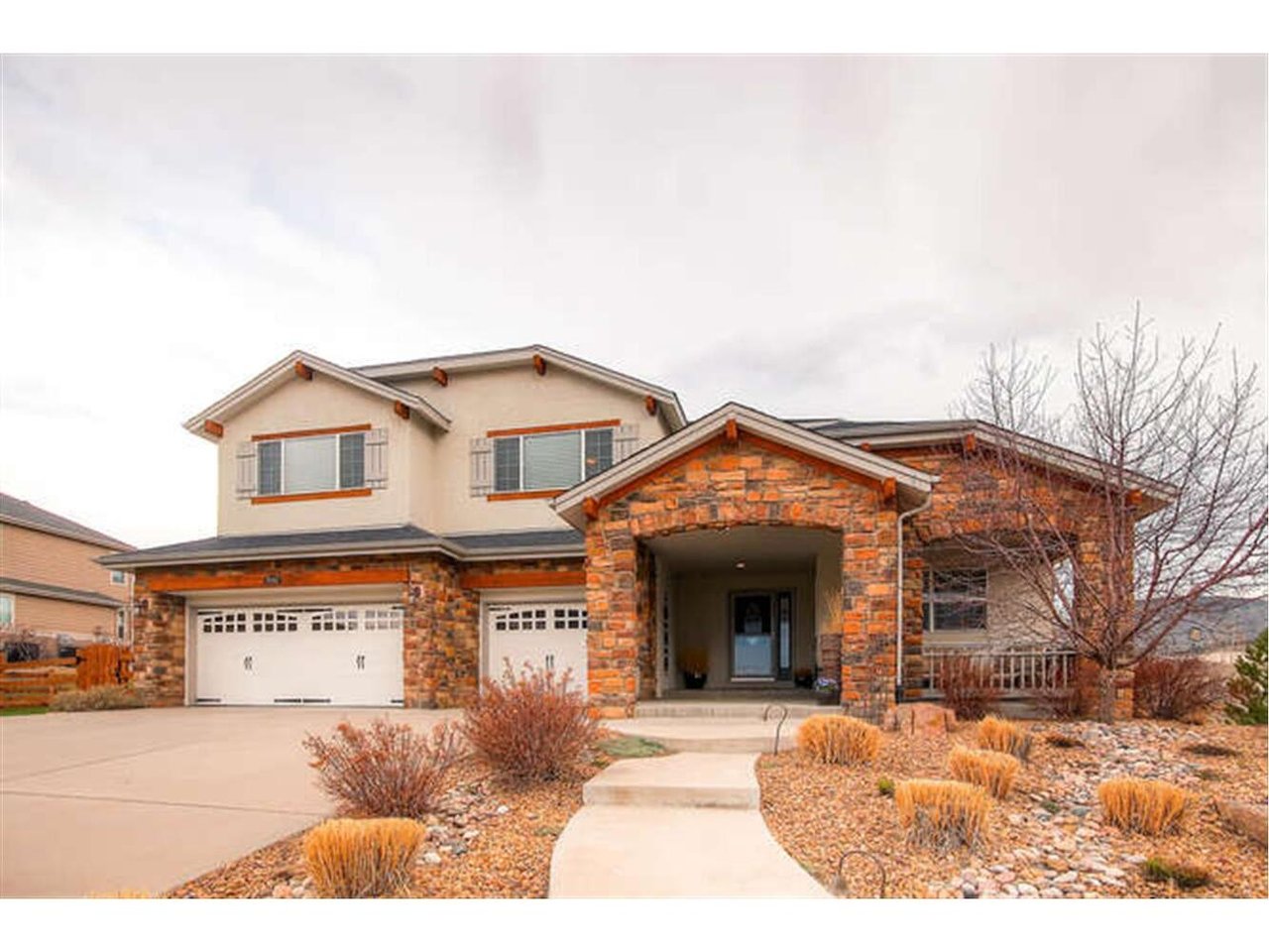 5592 Devil's Head Cir