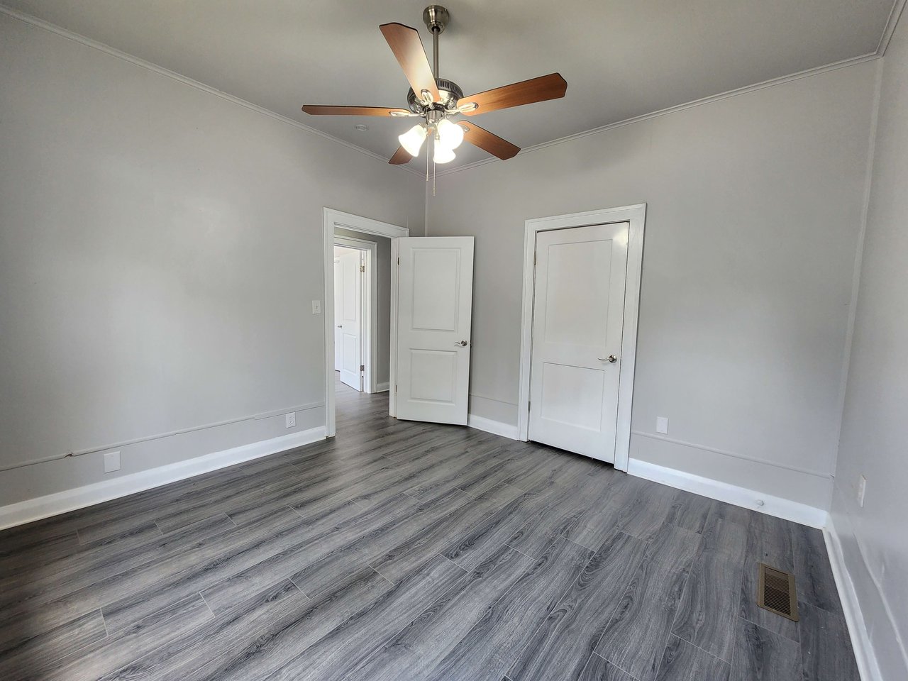 1721 North Beard Ave