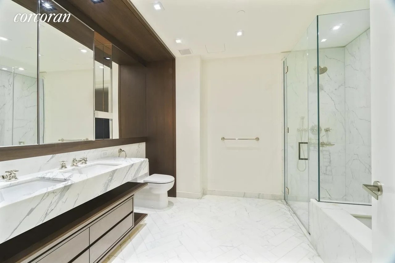 15 Renwick St #PH2