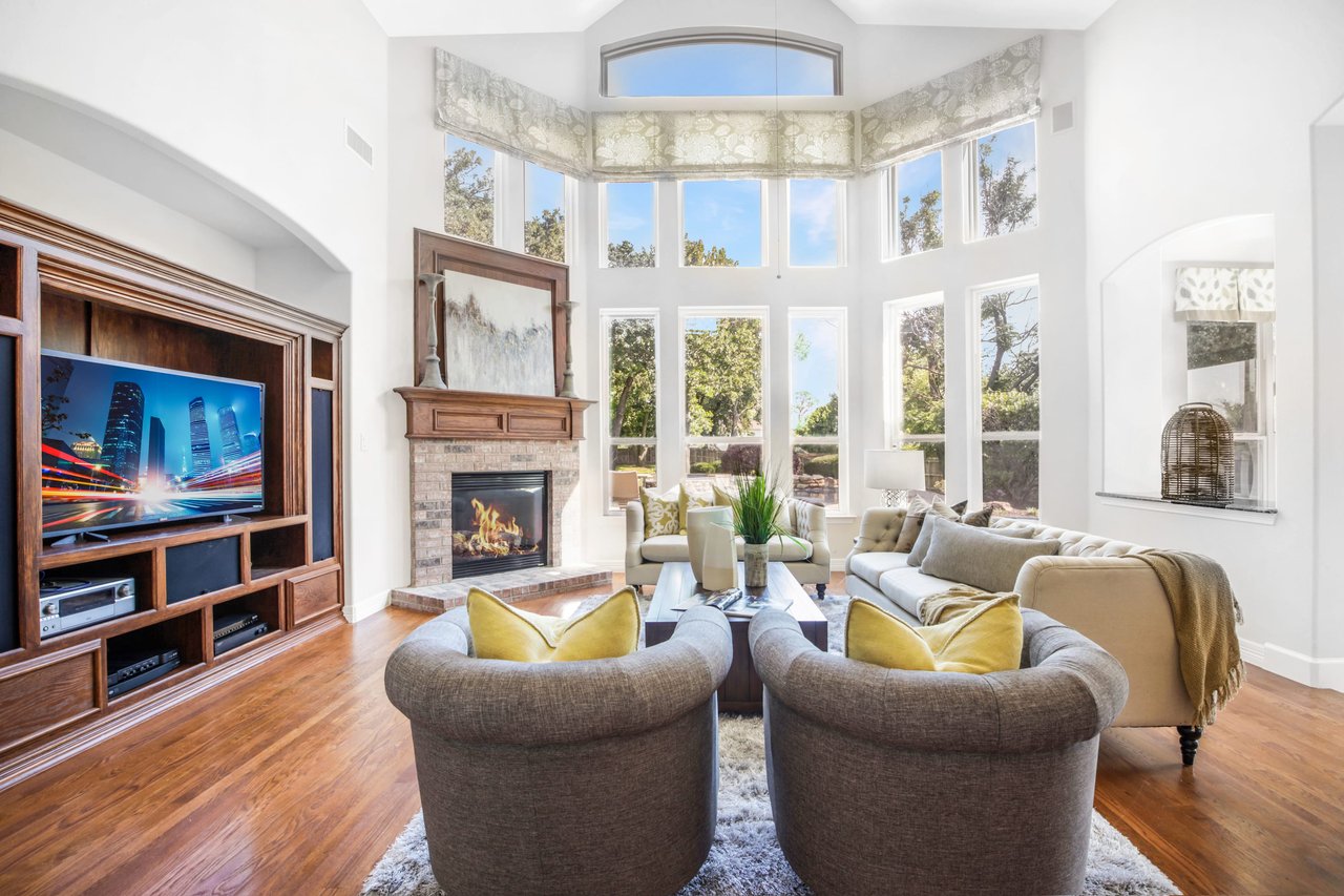 1300 Golden Gate Drive