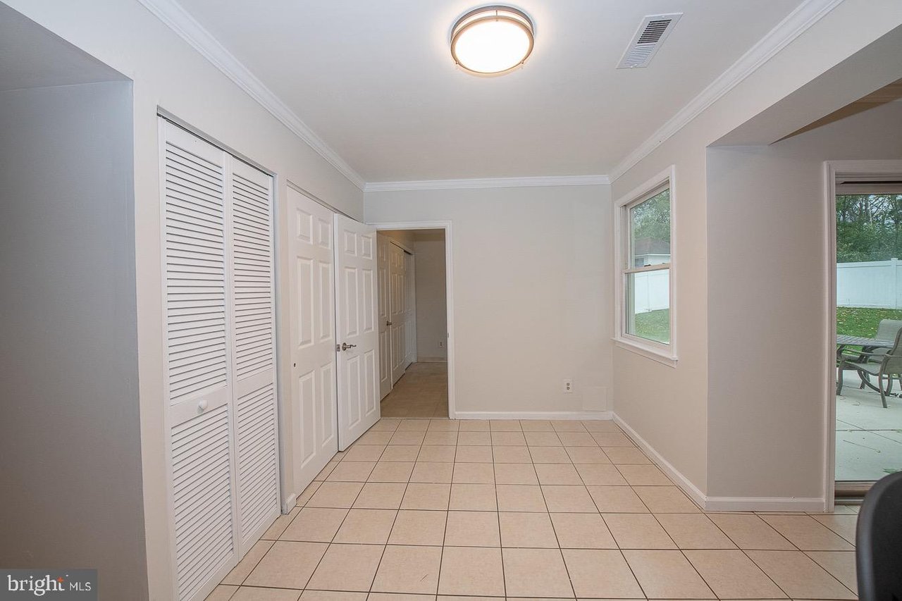 82 Woodbine Way